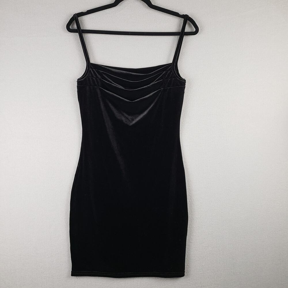 Elegant Black Mini Dress